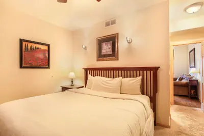 Photo 5 - Macgregor Mountain 27c 1 Bedroom Condo by RedAwning