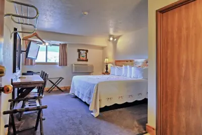 Photo 5 - Yellowstone Village Inn and Suites