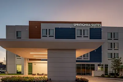 Photo 2 - SpringHill Suites by Marriott Dallas Central Expressway