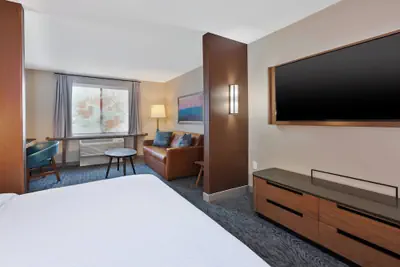 Photo 5 - Fairfield Inn & Suites by Marriott Kalamazoo