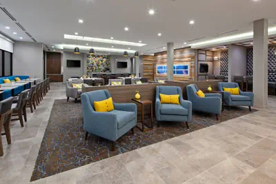 Photo 4 - SpringHill Suites by Marriott Escondido Downtown