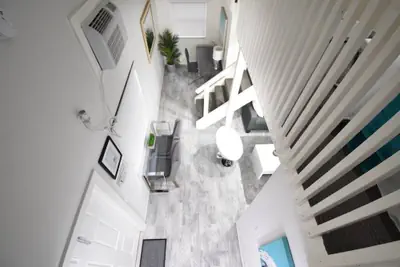 Photo 4 - Hobe Lofts by DesignedVR