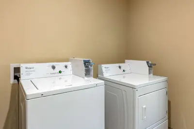 Photo 2 - Comfort Suites Greensboro - High Point