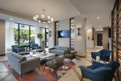 Photo 5 - Comfort Inn & Suites Miami International Airport