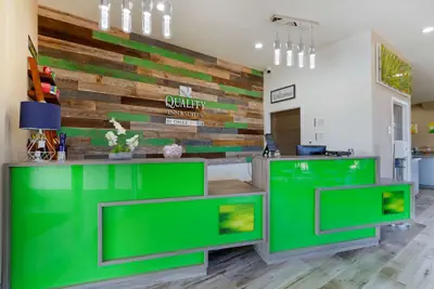 Photo 4 - Quality Inn & Suites Elgin