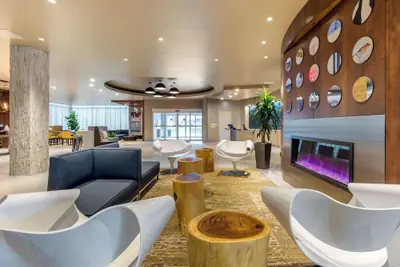Photo 3 - Cambria Hotel Milwaukee Downtown