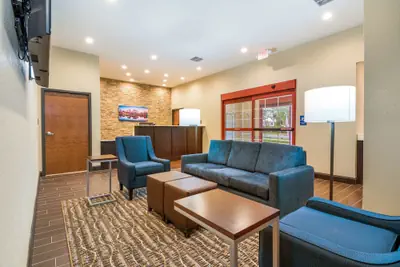 Photo 4 - Comfort Inn & Suites Harrisburg - Hershey West
