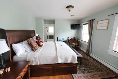 Photo 4 - Blacksburg Bed & Breakfast