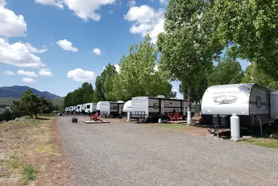 Photo 2 - Grand Canyon RV Glamping
