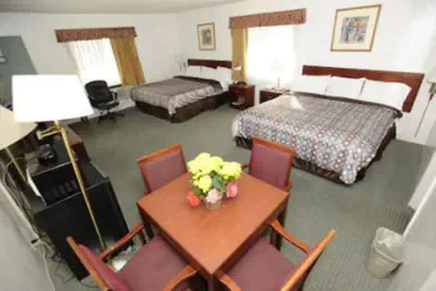 Photo 2 - Victoria Motel
