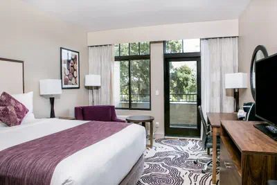 Photo 2 - Hotel Siri Downtown - Paso Robles