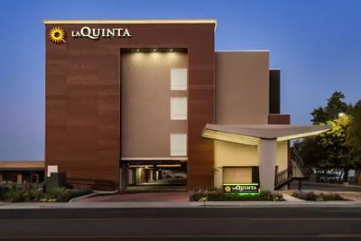 Photo 2 - La Quinta Inn & Suites by Wyndham Clovis CA