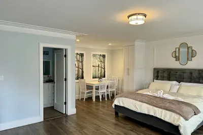 Photo 2 - Solano Inn