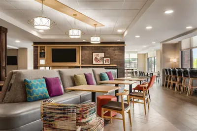 Photo 4 - Home2 Suites by Hilton Madison Central Alliant Energy Center