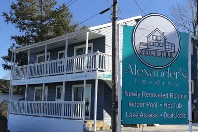 Photo 2 - Alexanders Landing