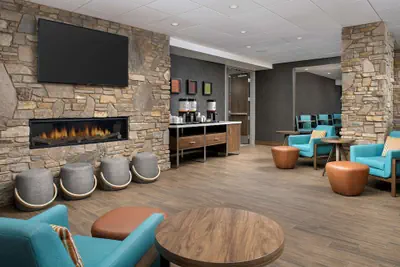 Photo 5 - Hampton Inn & Suites Rapid City Rushmore