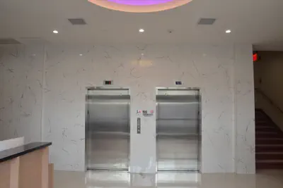 Photo 5 - Lic Plaza Hotel
