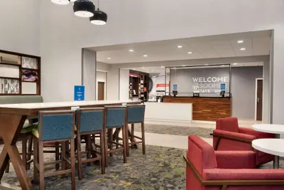 Photo 4 - Hampton Inn & Suites Norman Conference Center Area