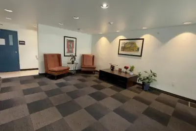 Photo 3 - Welcome Suites Hazelwood