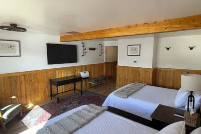 Photo 4 - Lava Mountain Lodge