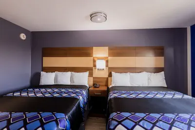Photo 2 - Coratel Inn and Suites By Jasper Saint Paul Minneapolis Inver Grove Heights.