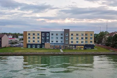 Photo 5 - Fairfield by Marriott Port Clinton Waterfront