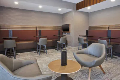 Photo 5 - Courtyard by Marriott St. Joseph Benton Harbor