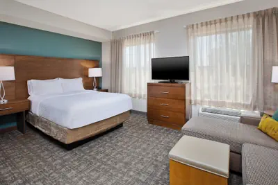 Photo 4 - Staybridge Suites Auburn Hills by IHG