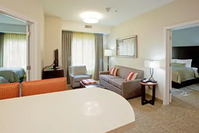 Photo 2 - Staybridge Suites Auburn Hills by IHG