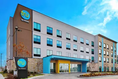 Photo 2 - TRU by Hilton Terrell