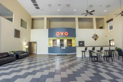 Photo 4 - OYO Hotel Knoxville TN Cedar Bluff I-40