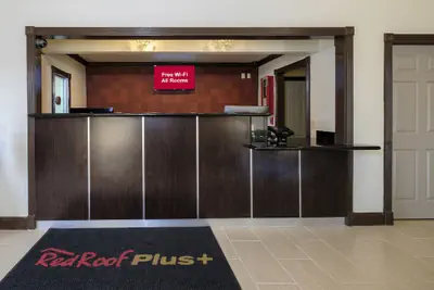 Photo 3 - Red Roof Inn PLUS+ Hammond