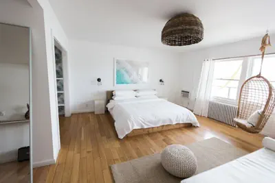 Photo 4 - The Surf Lodge
