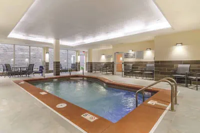 Photo 5 - Fairfield Inn & Suites by Marriott Kansas City Shawnee