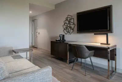Photo 5 - Holiday Inn Express Boston South - Quincy by IHG