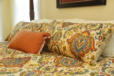 Photo 4 - The Oaks Bed and Breakfast
