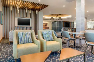 Photo 4 - Cambria Hotel Davenport Quad Cities