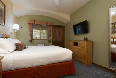 Photo 5 - Olympic Village Inn