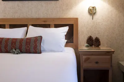 Photo 4 - Olympic Village Inn