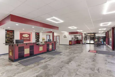 Photo 3 - Econo Lodge Cave City