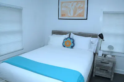 Photo 5 - Harpoon House