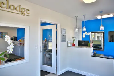 Photo 2 - Travelodge by Wyndham Crescent City
