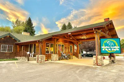 Photo 2 - Idaho Lodge and RV Park