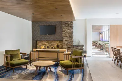 Photo 2 - Fairfield Inn & Suites by Marriott Des Moines Downtown