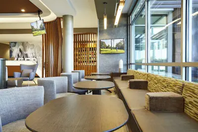 Photo 2 - SpringHill Suites by Marriott Springfield North