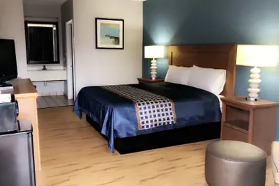 Photo 2 - Relax Inn