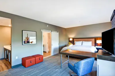 Photo 4 - Hampton Inn & Suites Tucson Tech Park