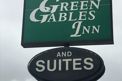Photo 2 - Green Gables Inn