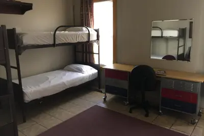 Photo 4 - Avenues Hostel