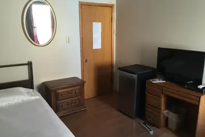 Photo 3 - Avenues Hostel